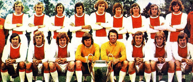 Ajax de Ámsterdam 1971-1973 - Fútbol Chapas Retro